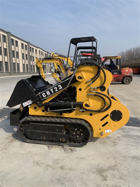 AGT RATO 23HP 950KG Mini Stand On SKid Loader MINI 